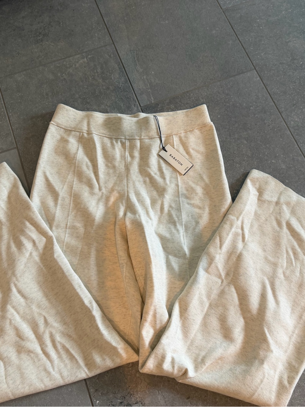 Aritzia Souvenir Babaton Light Beige Sweatpants - NWT